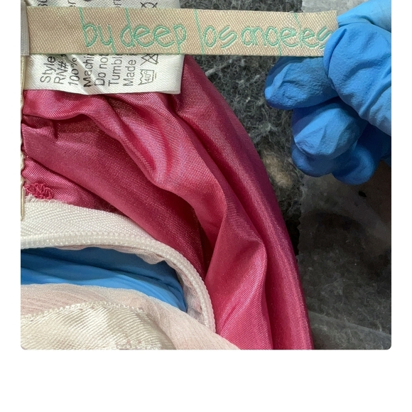 Elegant Pink and White Halter Dress - Picture 4 of 5